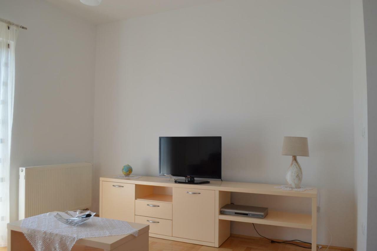 Apartmani Mila Sukošan Exteriör bild
